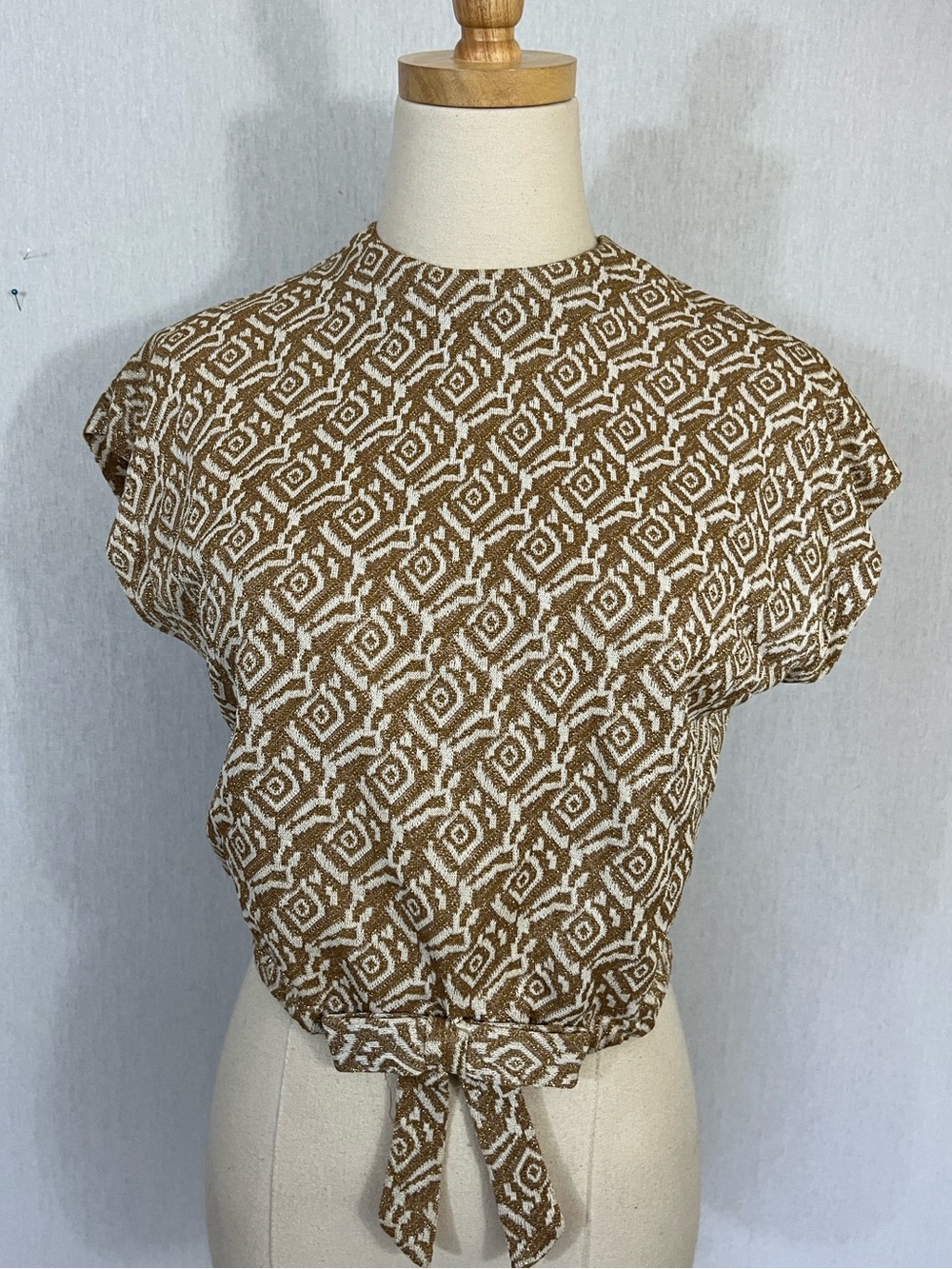 Vintage 1960’s by Marie Phillips Gold Metallic Geometric Elastic Waist Bow Top